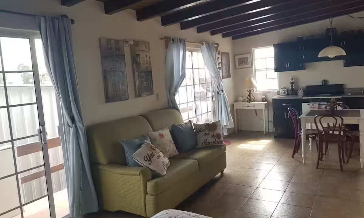Photo of Livingroom in Ensenada