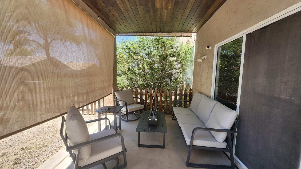 Photo of Patio Balcony in Castlegate