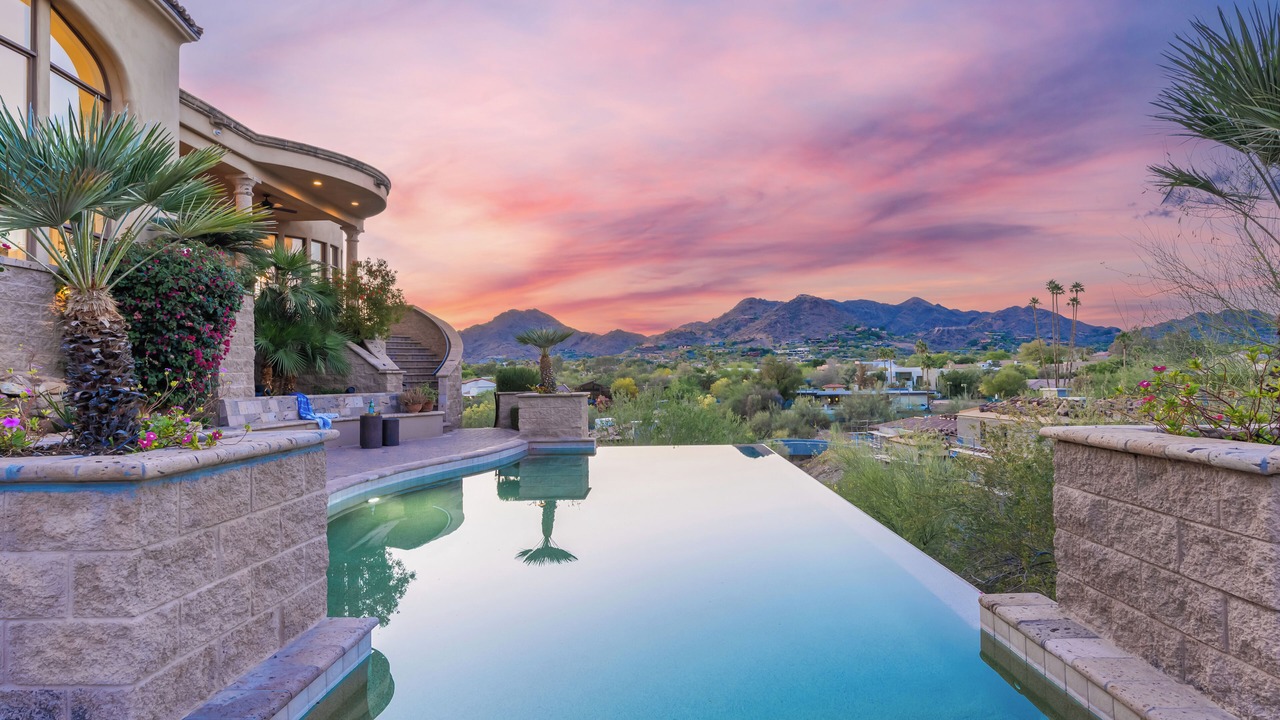 Photo of Others in Paradise Valley
