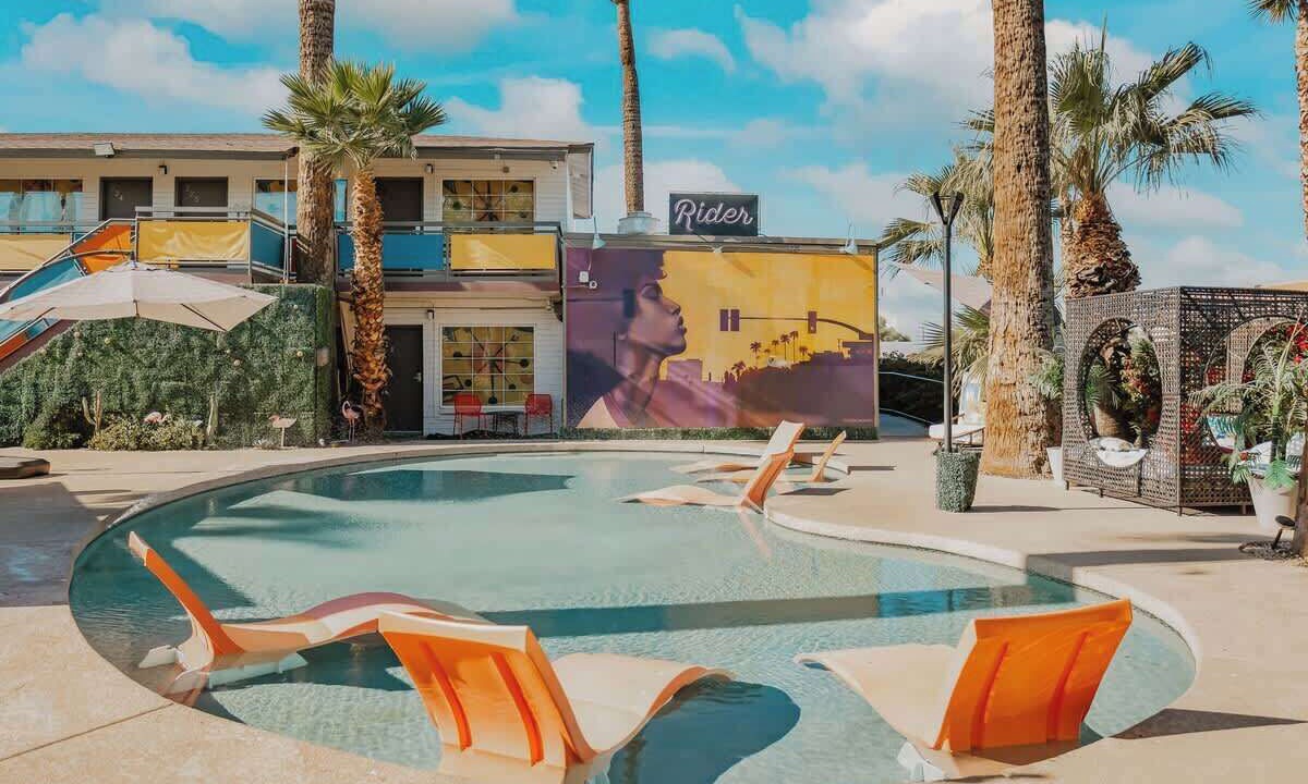 Photo of Outdoor in Governmental Mall