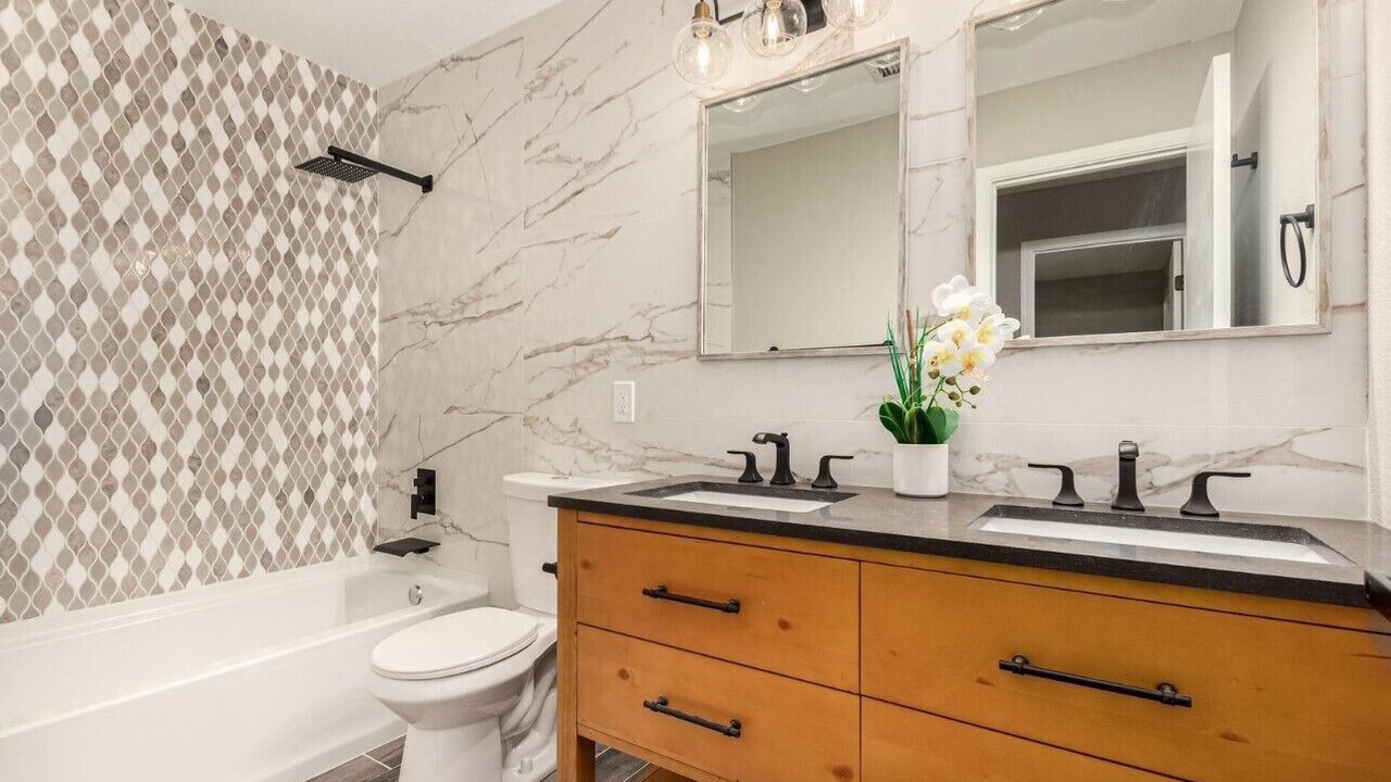 Photo of Bathroom in Glendale