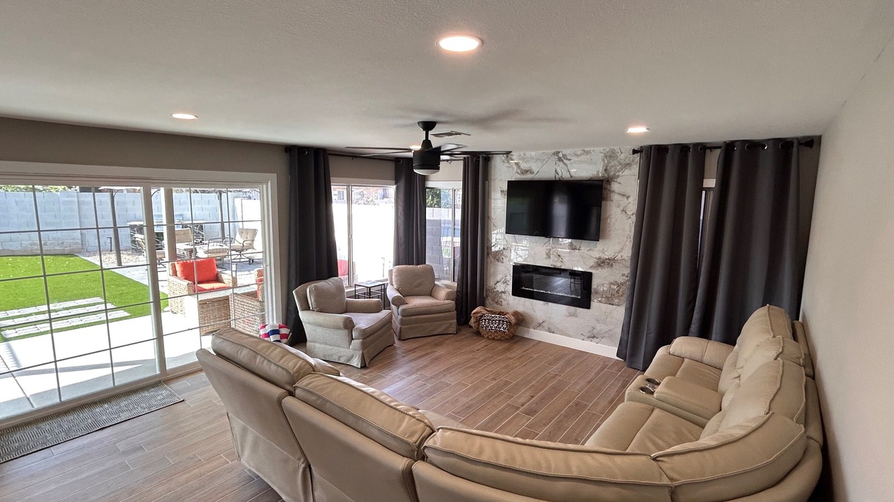 Photo of Livingroom in Glendale