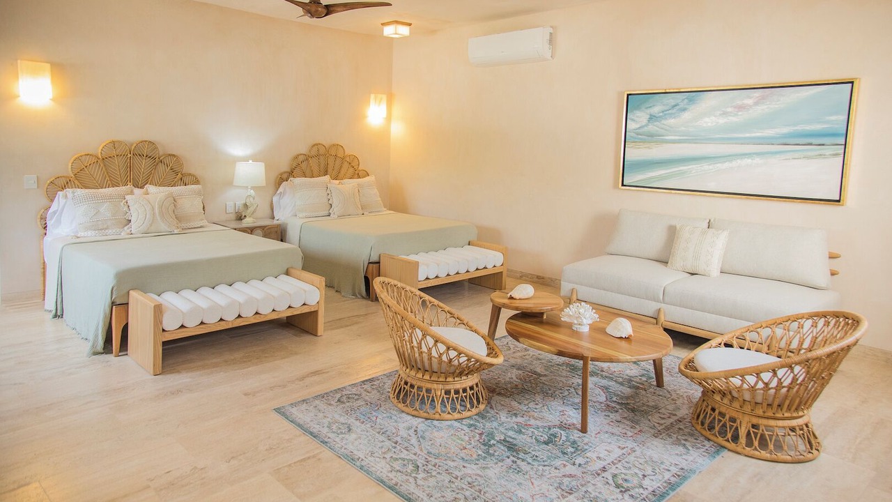 Photo of Bedroom in Zihuatanejo