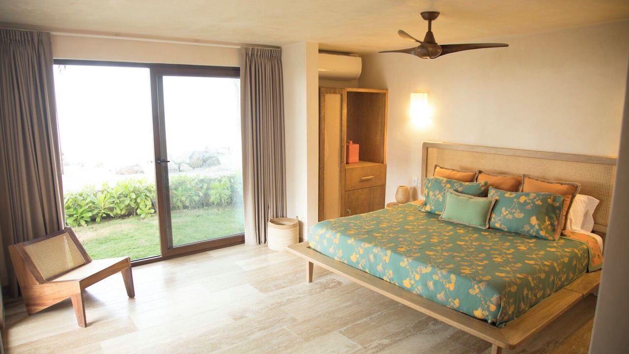 Photo of Bedroom in Zihuatanejo