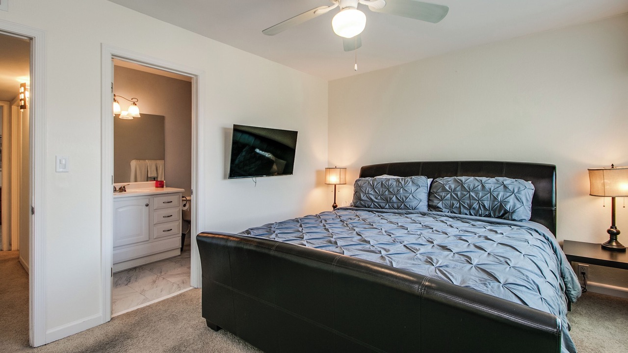 Photo of Bedroom in Fashion Square