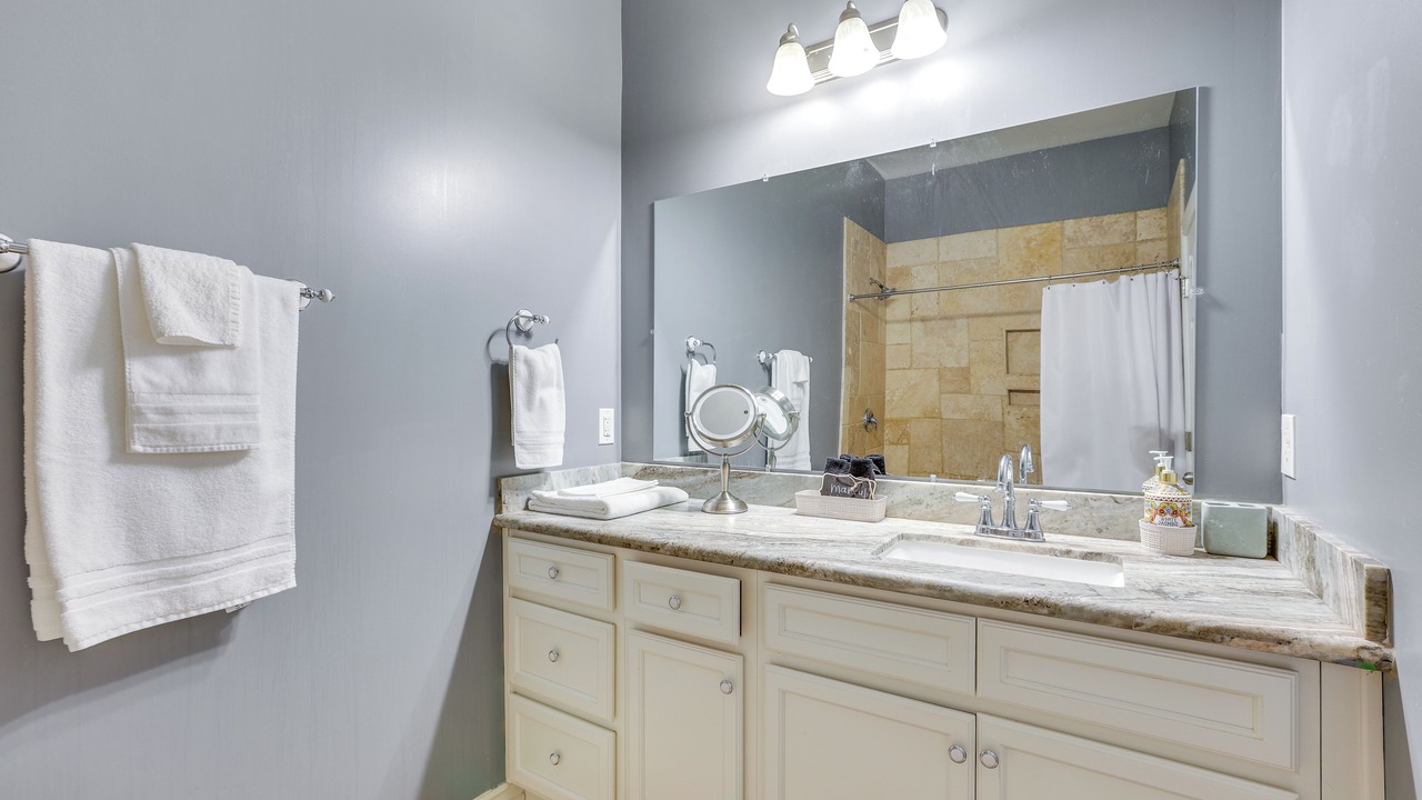 Photo of Bathroom in Estrella