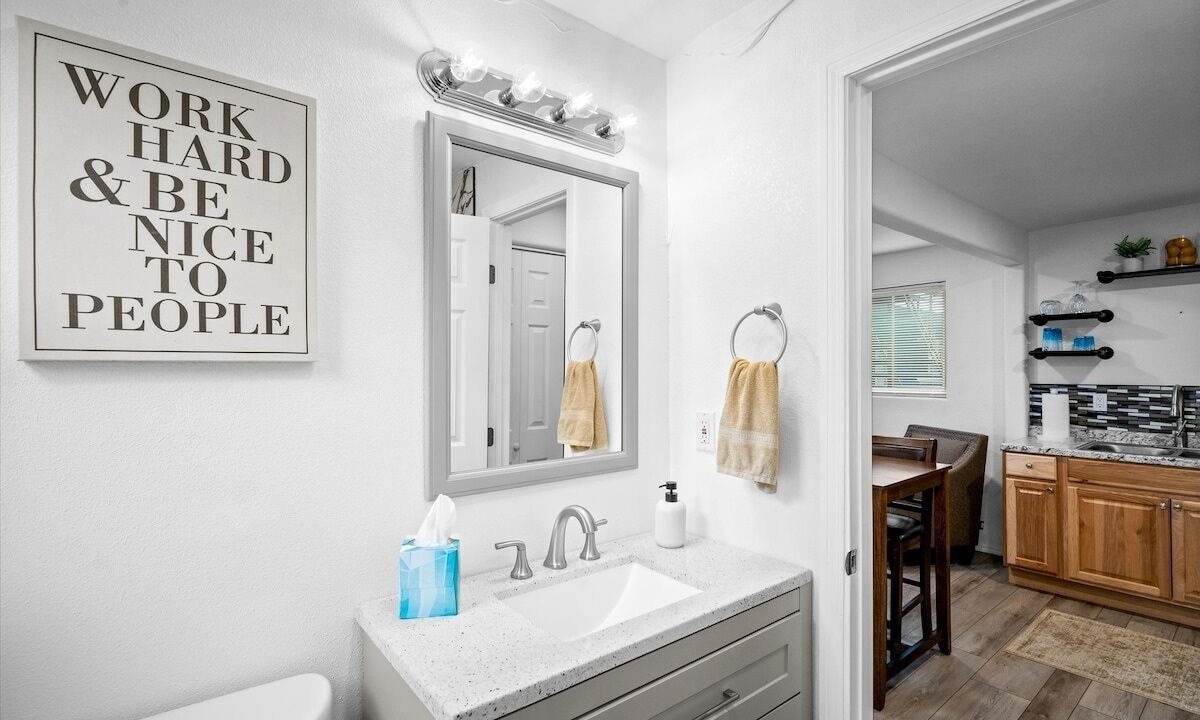 Photo of Bathroom in Roosevelt