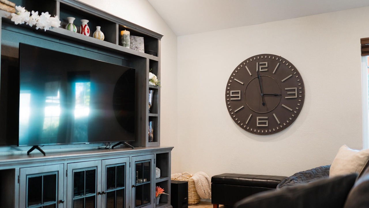 Photo of Livingroom in Val Vista Lakes