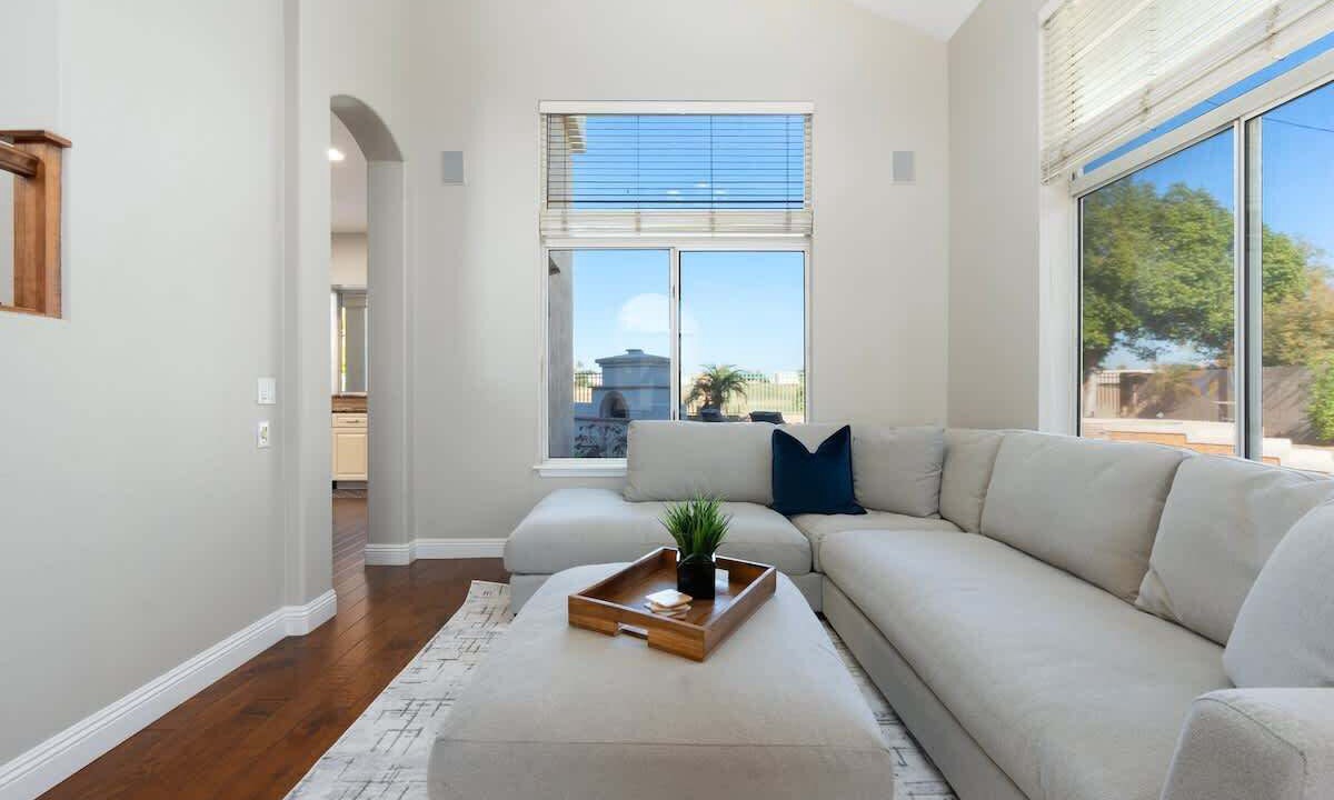 Photo of Livingroom in Palm Valley