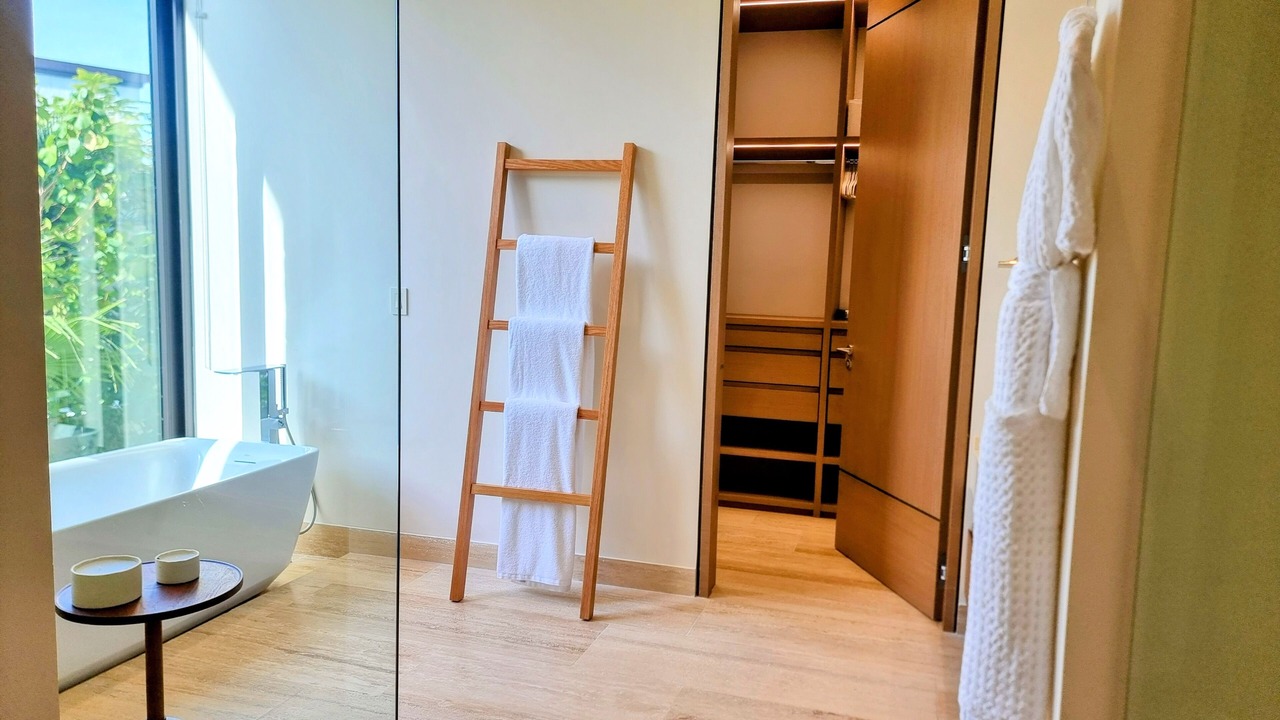 Photo of Bathroom in Buzzards