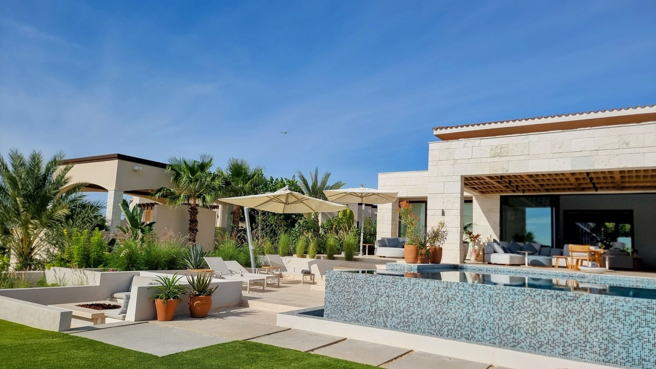 Photo of Outdoor in Buzzards