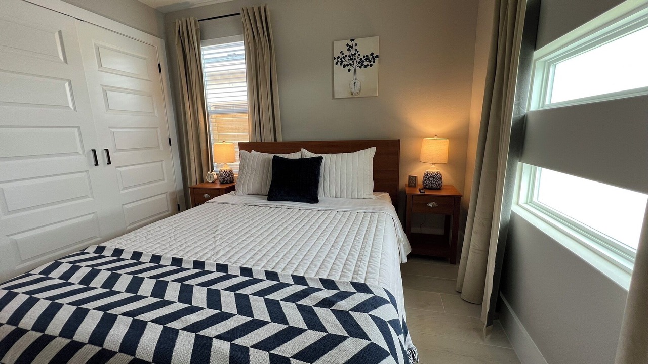 Photo of Bedroom in Edinburg