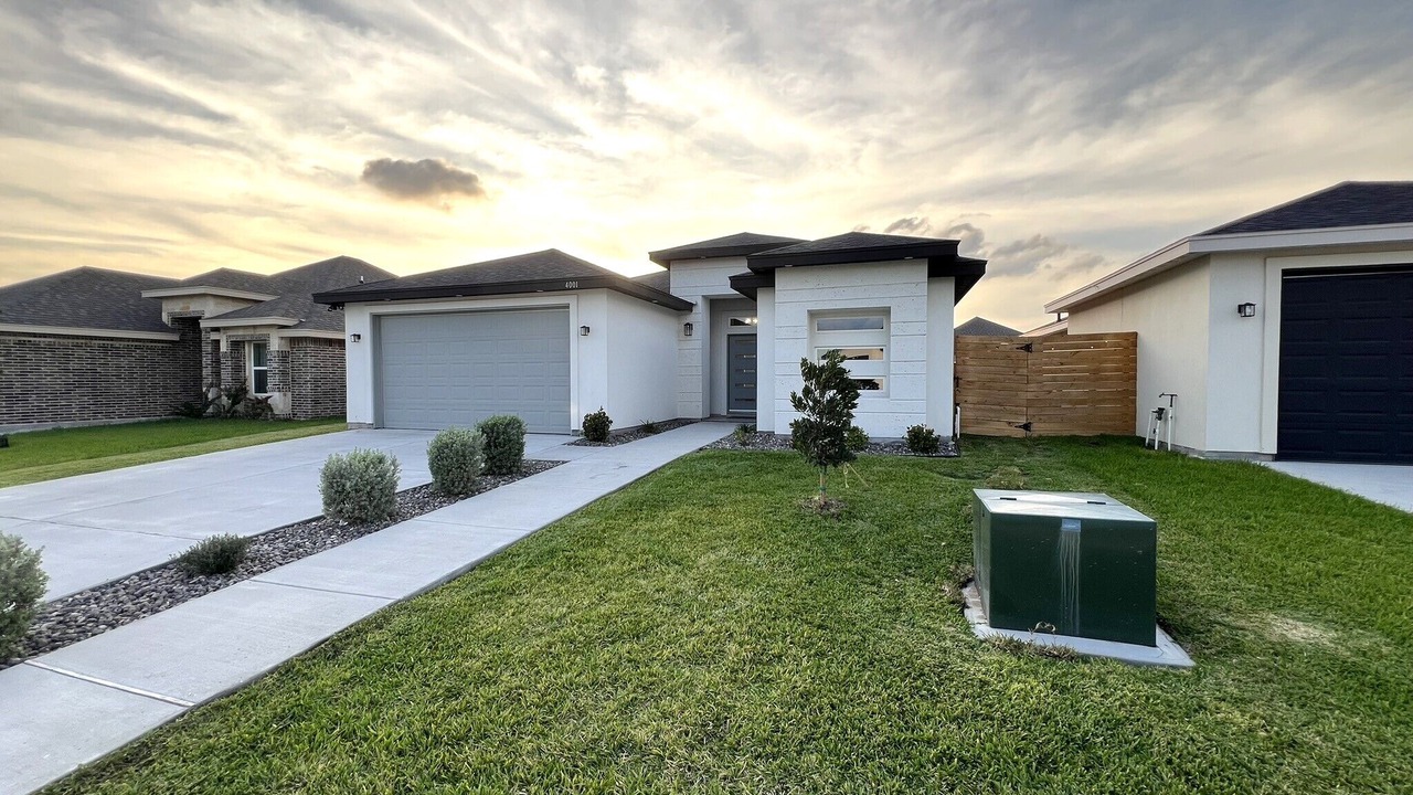 Photo of Outdoor in Edinburg