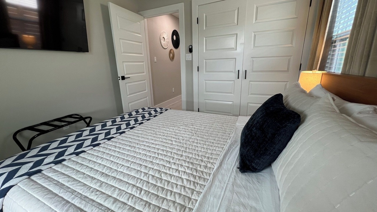 Photo of Bedroom in Edinburg