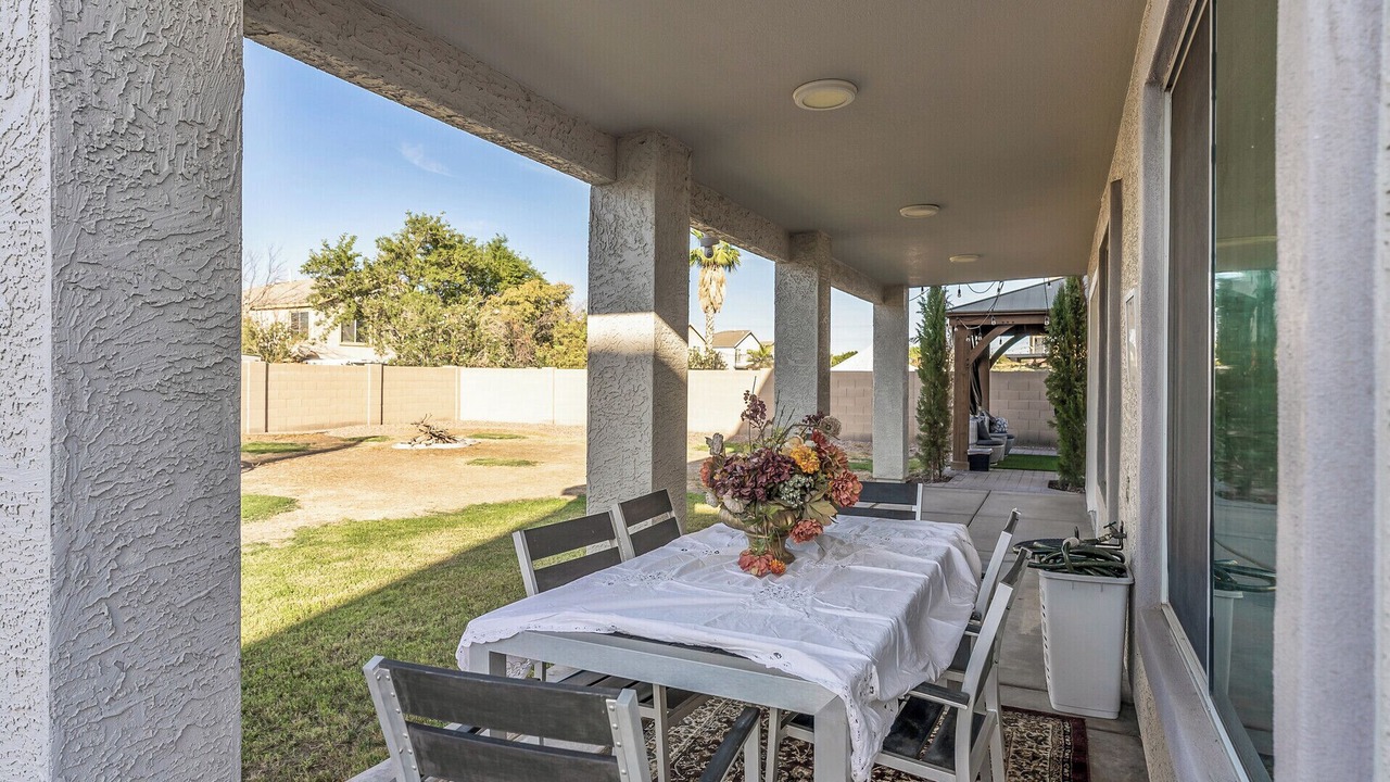 Photo of Outdoor in Avondale