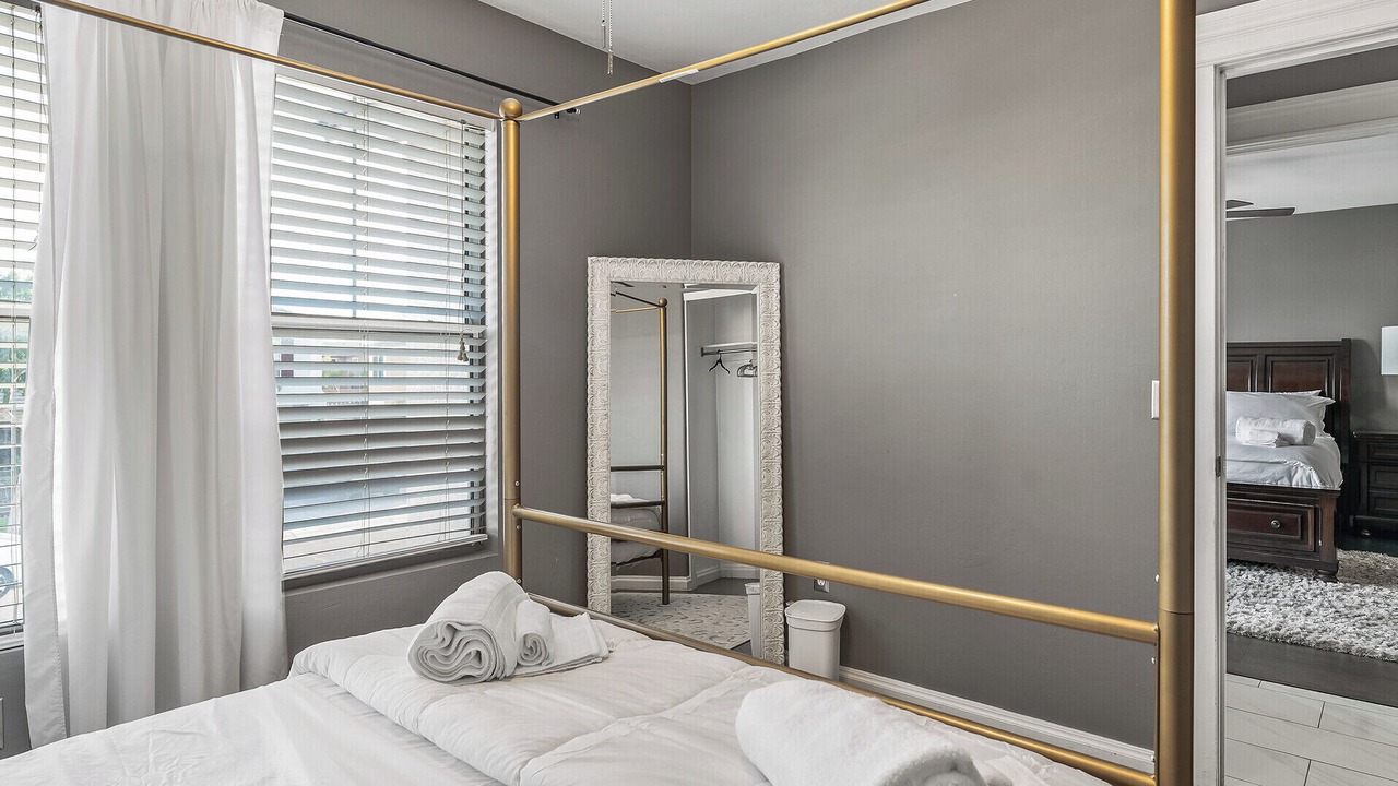 Photo of Bedroom in Avondale