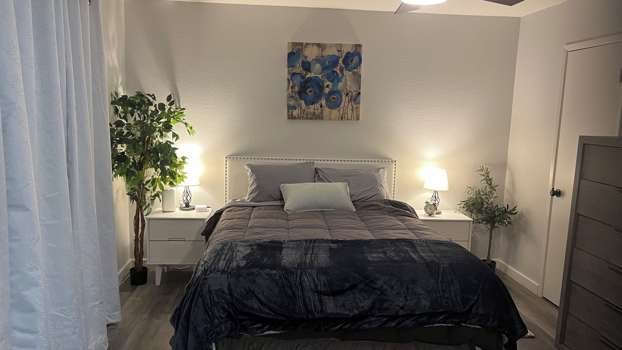 Photo of Bedroom in Lake Biltmore Village