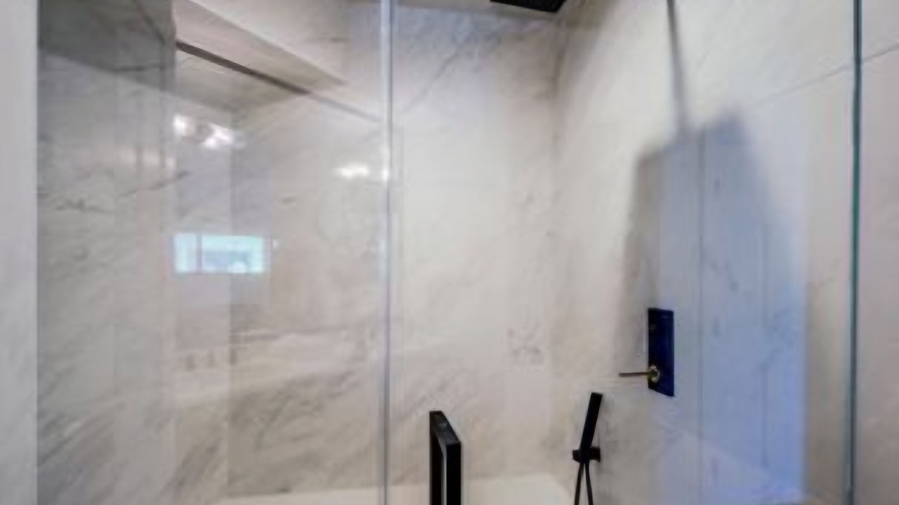 Photo of Bathroom in Moovalya Keys