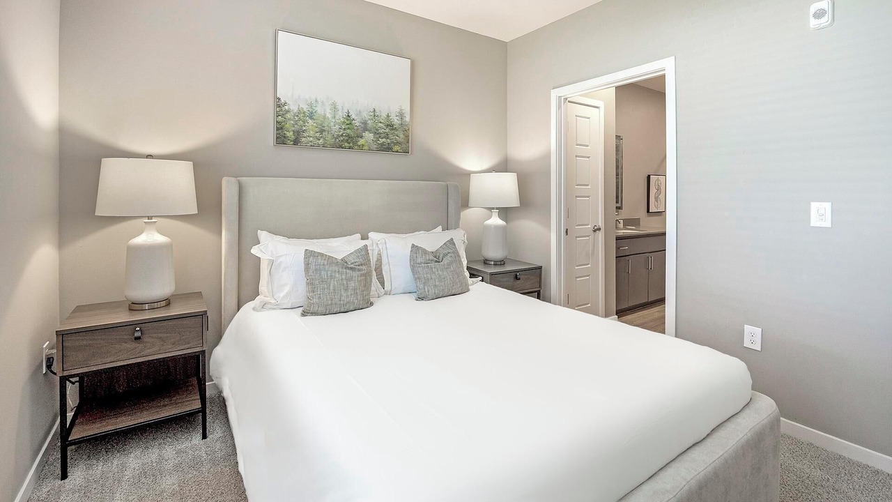 Photo of Bedroom in Warehouse District