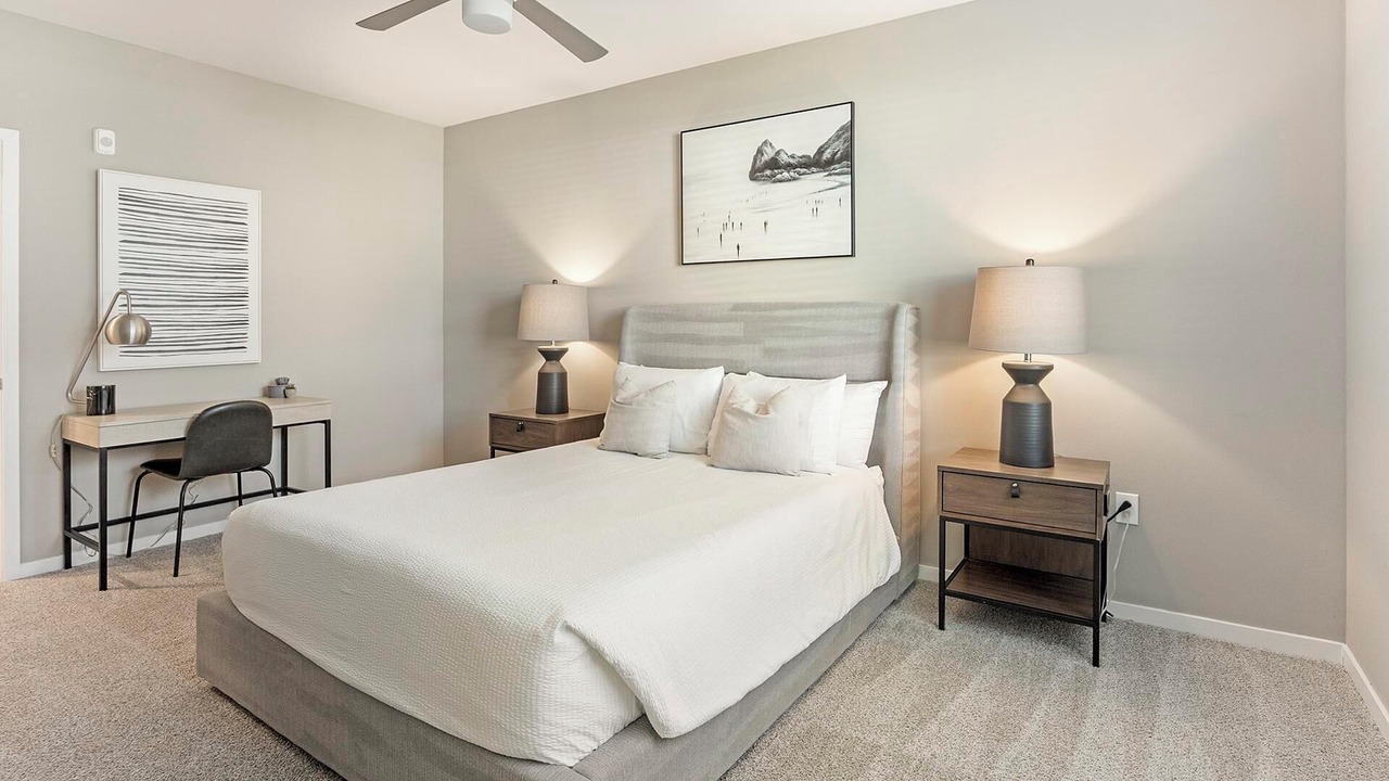 Photo of Bedroom in Warehouse District