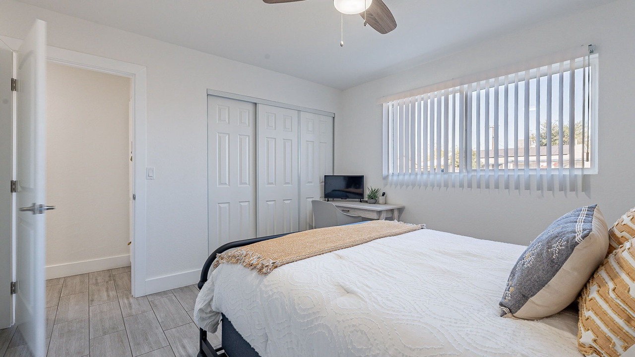 Photo of Bedroom in New Papago Parkway