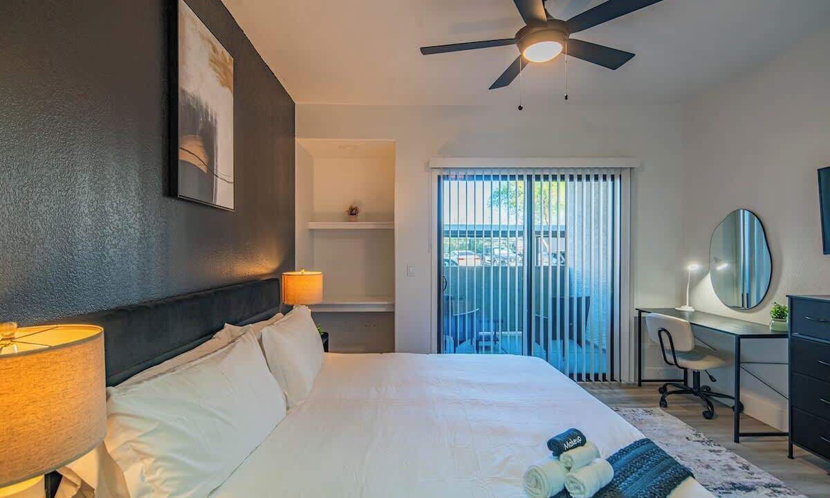 Photo of Bedroom in Glendale Sports and Entertainment District