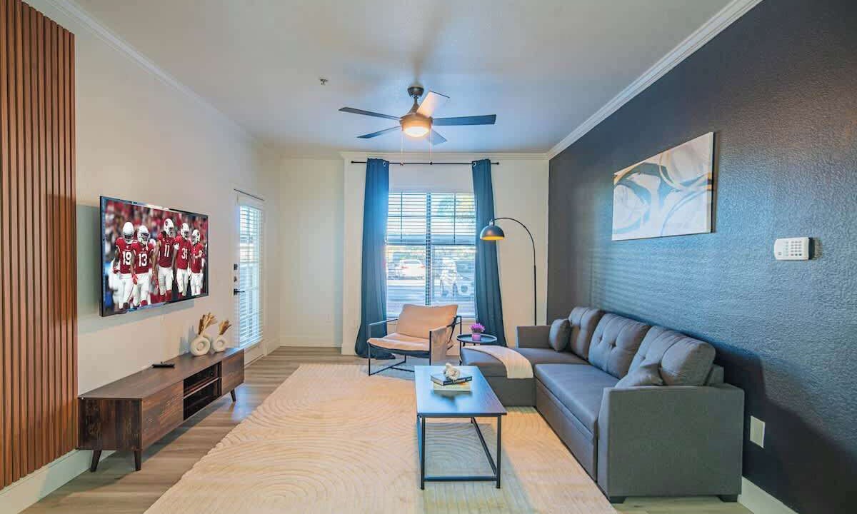 Photo of Livingroom in Glendale Sports and Entertainment District