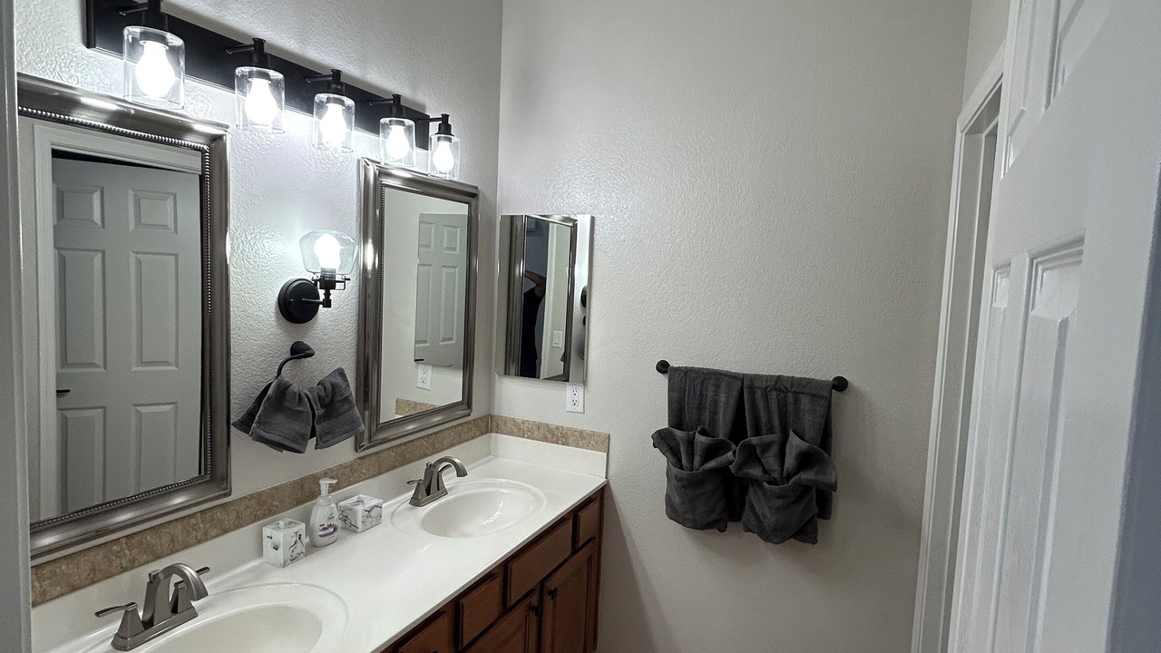 Photo of Bathroom in Rovey Farm Estates