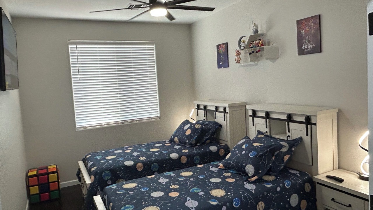 Photo of Bedroom in Rovey Farm Estates
