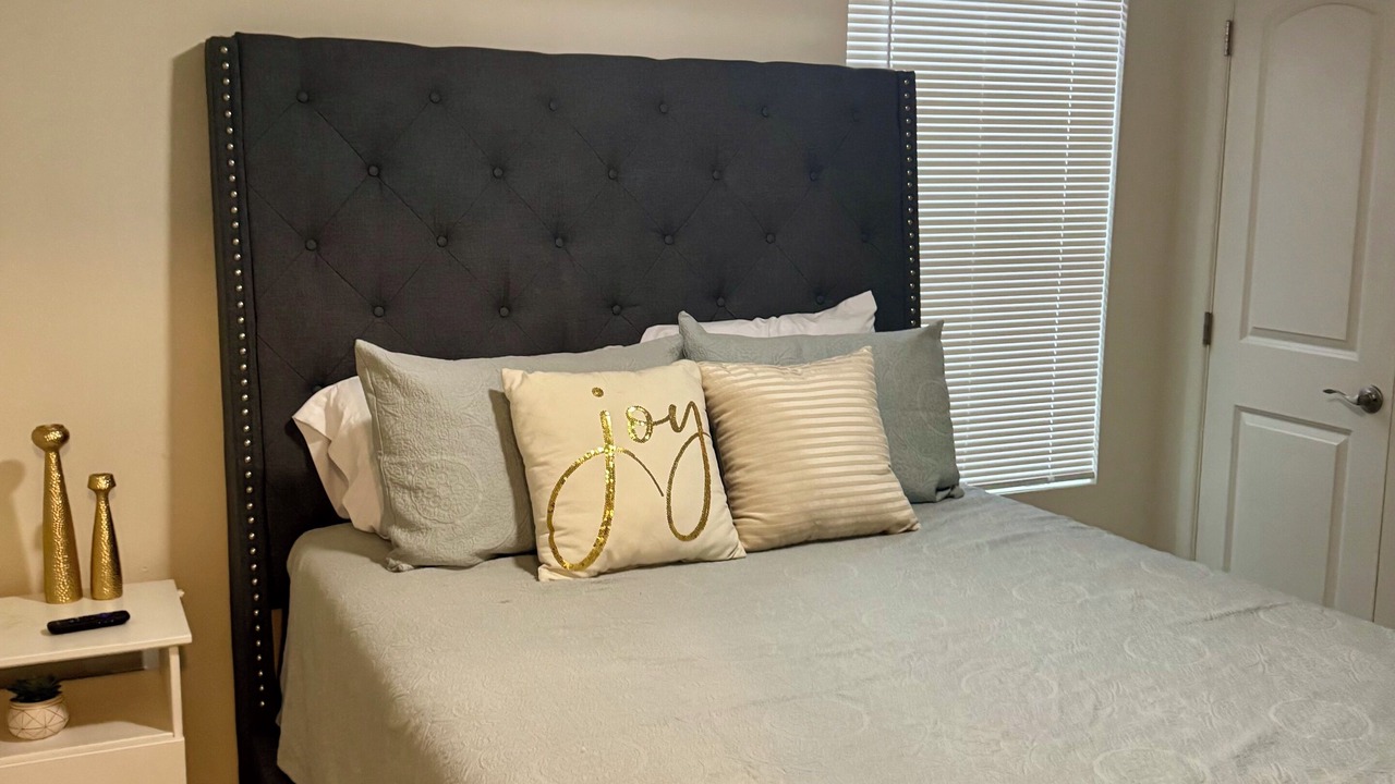 Photo of Bedroom in Edinburg