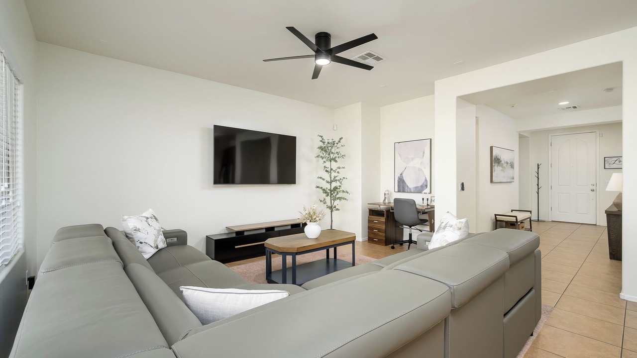 Photo of Livingroom in Stetson Valley