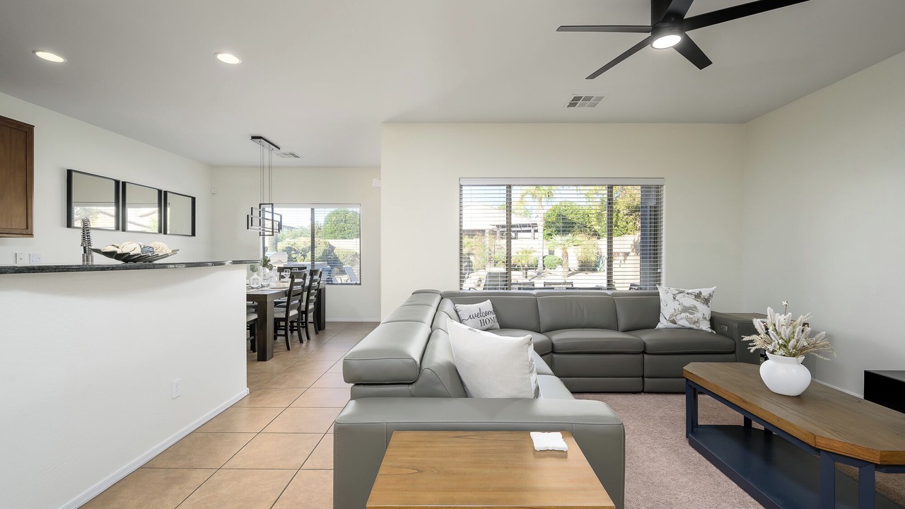 Photo of Livingroom in Stetson Valley