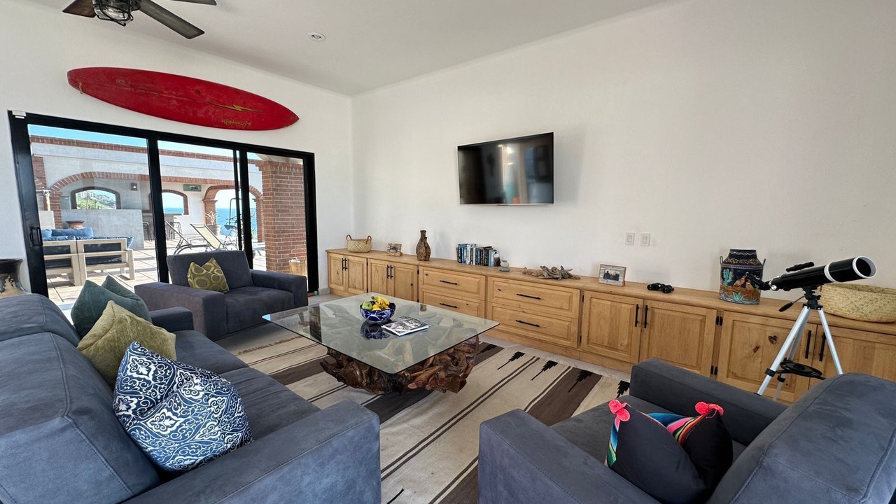 Photo of Livingroom in Cerritos