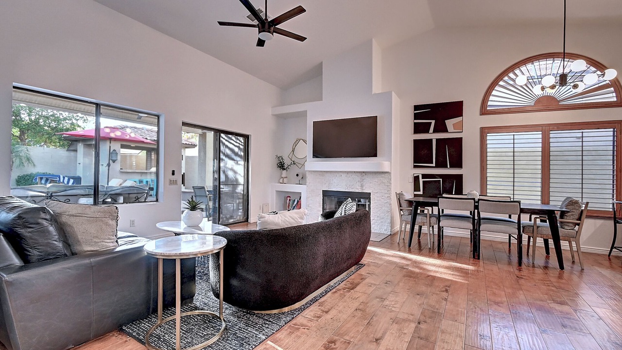 Photo of Livingroom in Paradise Park Vista