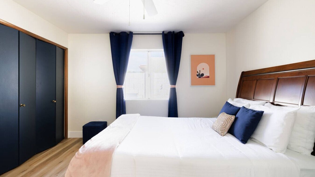 Photo of Bedroom in Raskin Estates