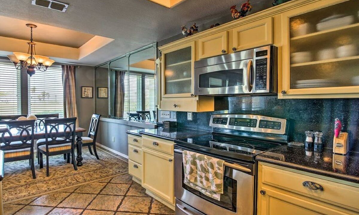 Photo of Kitchen in Laguna Vista