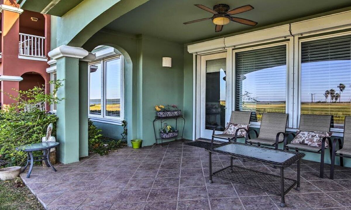 Photo of Patio Balcony in Laguna Vista