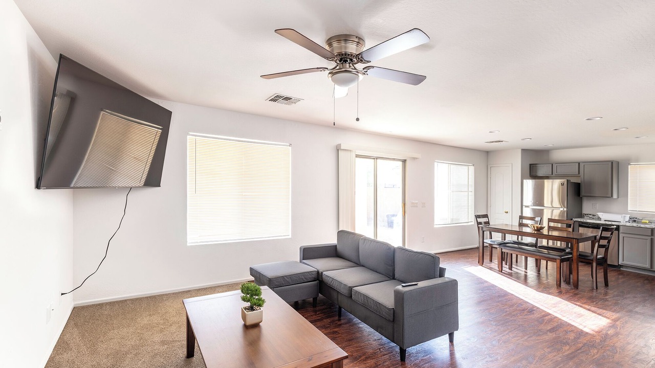 Photo of Livingroom in Maricopa
