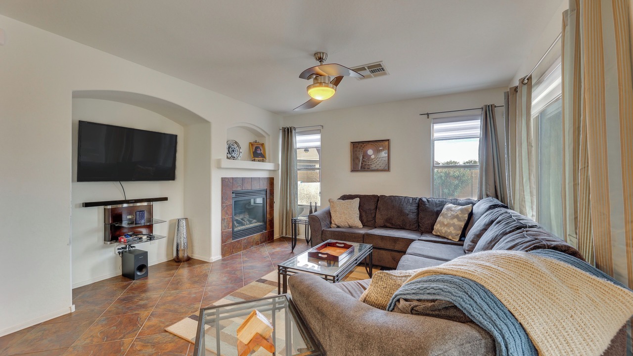 Photo of Livingroom in Coolidge