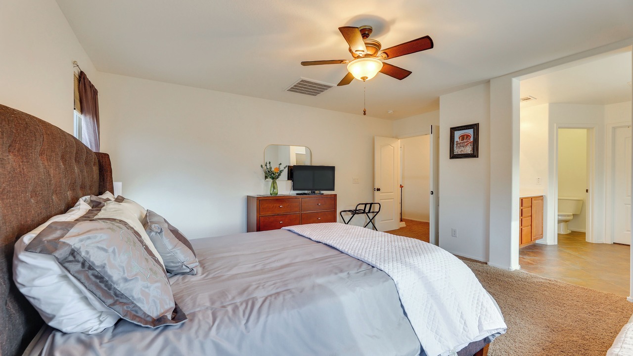 Photo of Bedroom in Coolidge