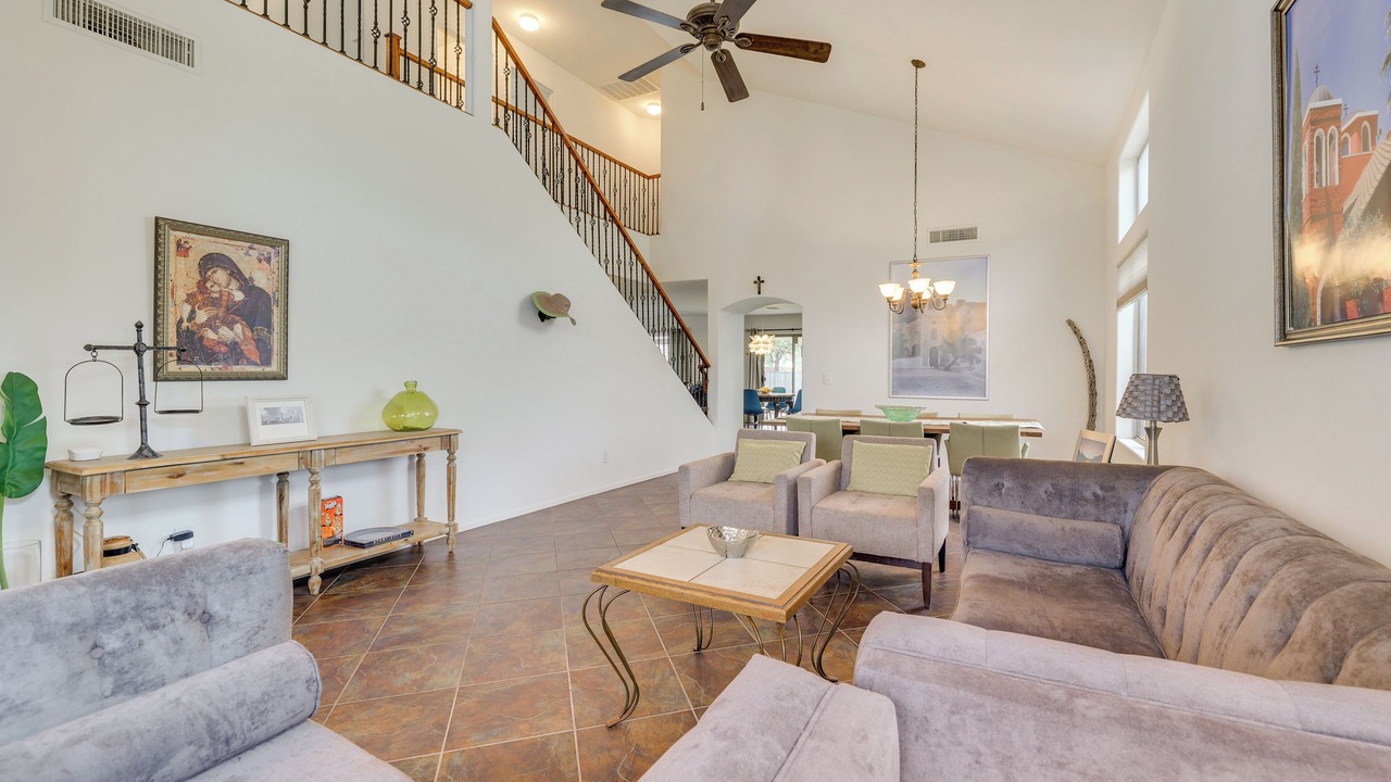 Photo of Livingroom in Coolidge