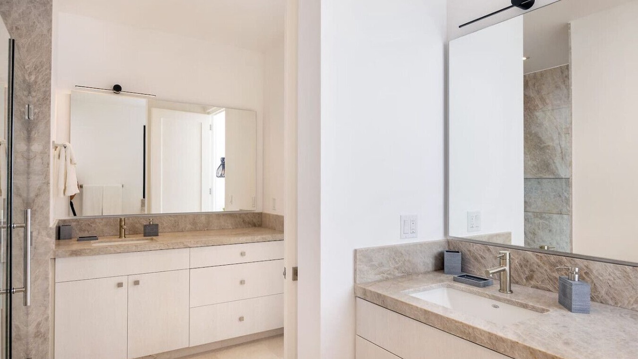 Photo of Bathroom in Cerritos