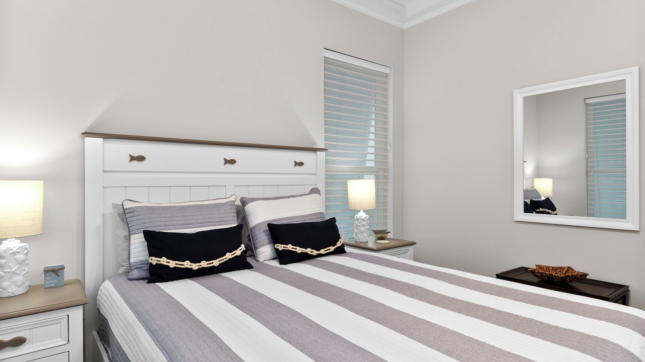 Photo of Bedroom in The Shores