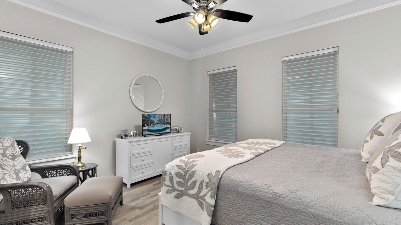 Photo of Bedroom in The Shores