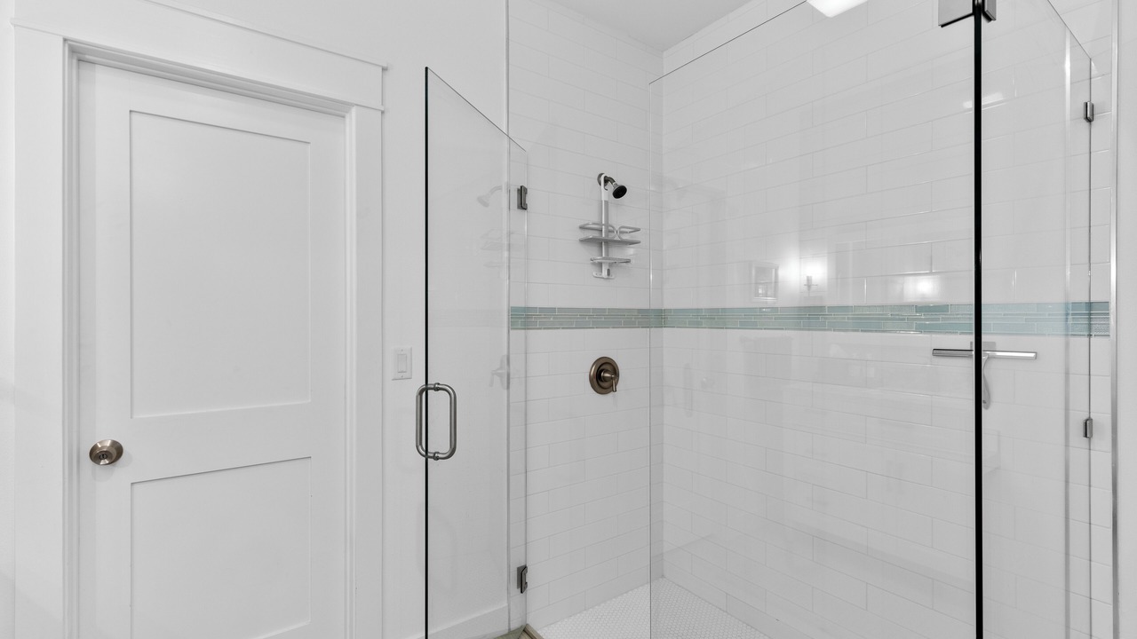 Photo of Bathroom in The Shores