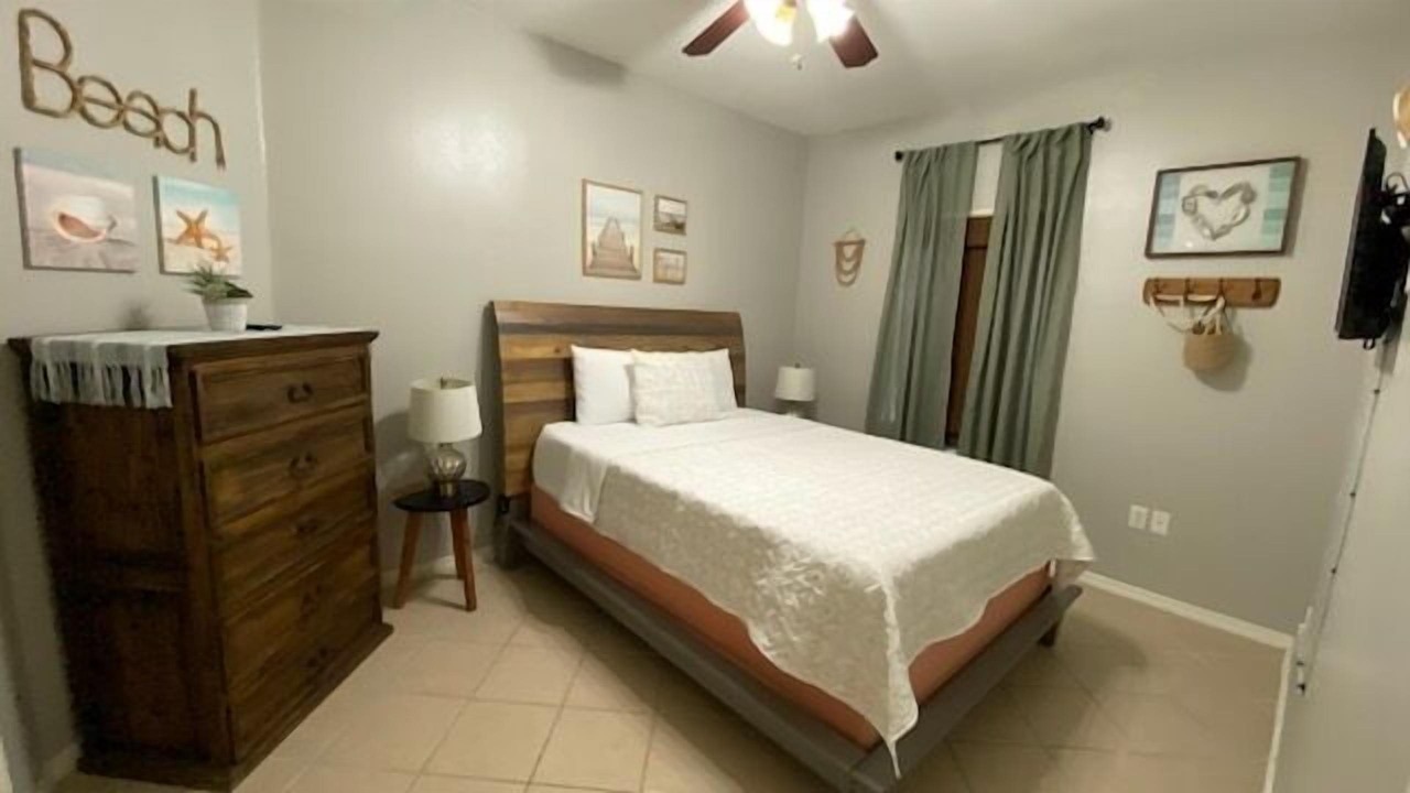Photo of Bedroom in Port Isabel