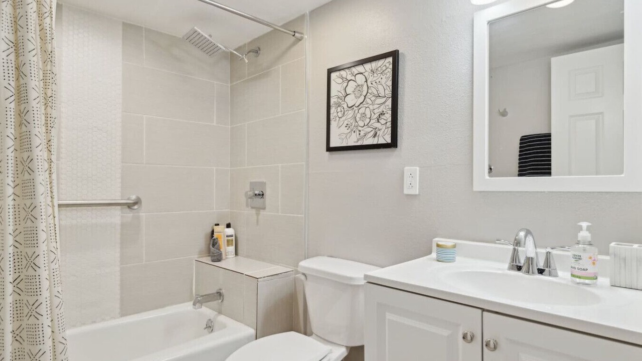 Photo of Bathroom in Camelback East