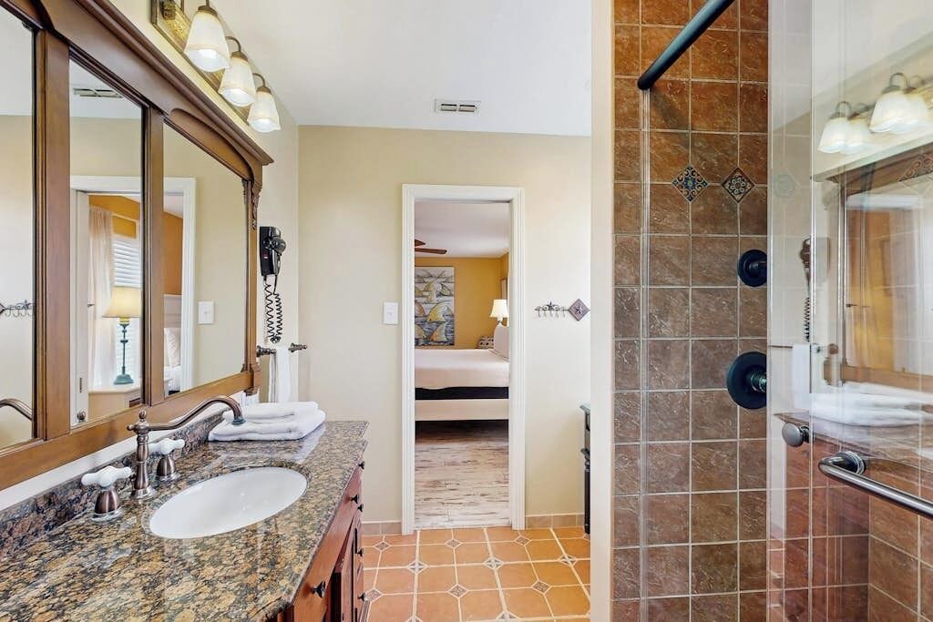 Photo of Bathroom in Laguna Vista