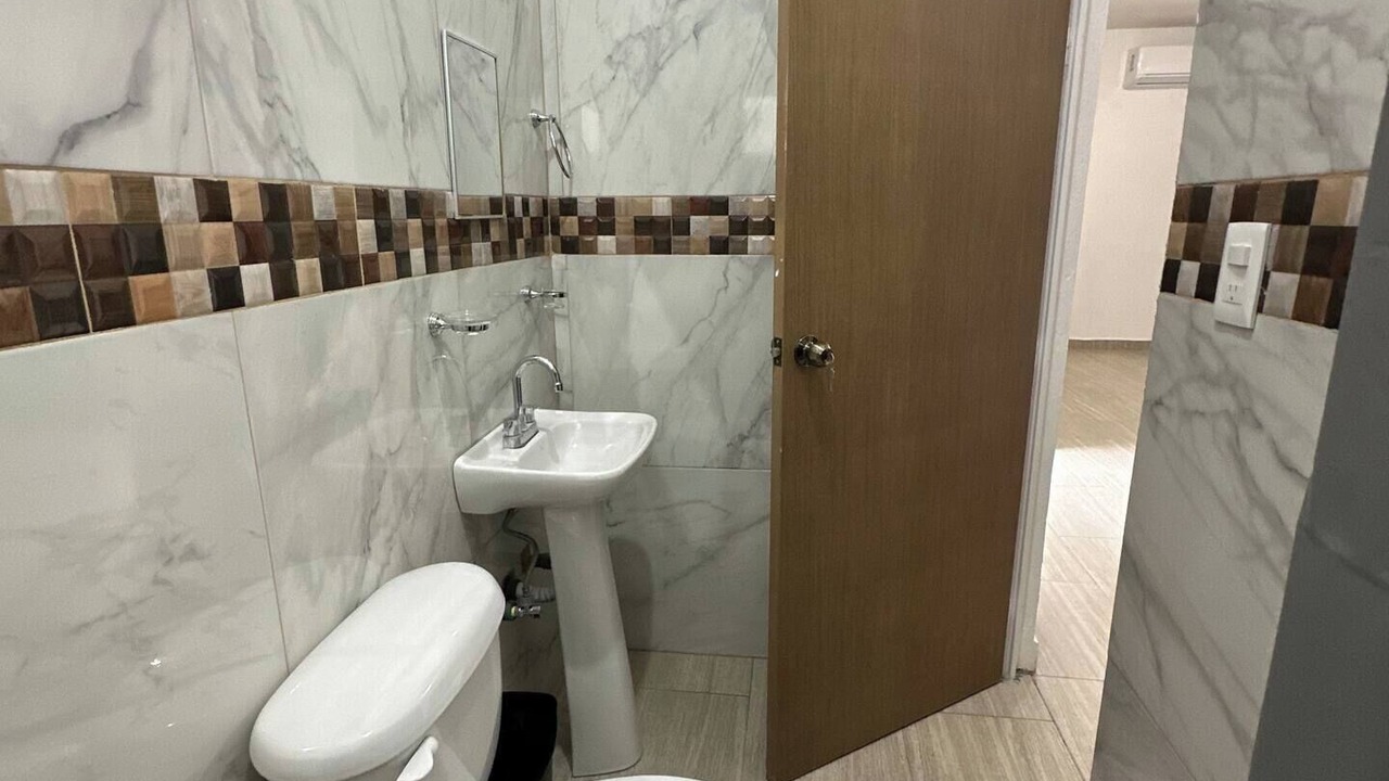 Photo of Bathroom in Nuevo Laredo