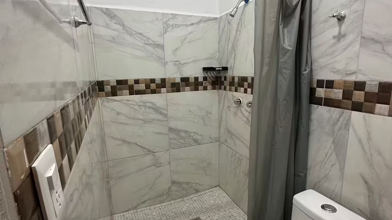 Photo of Bathroom in Nuevo Laredo